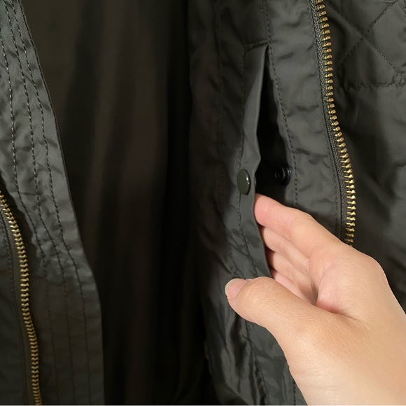 Men’s ALPHA INDUSTRIES Jacket - Picture 10 of 16